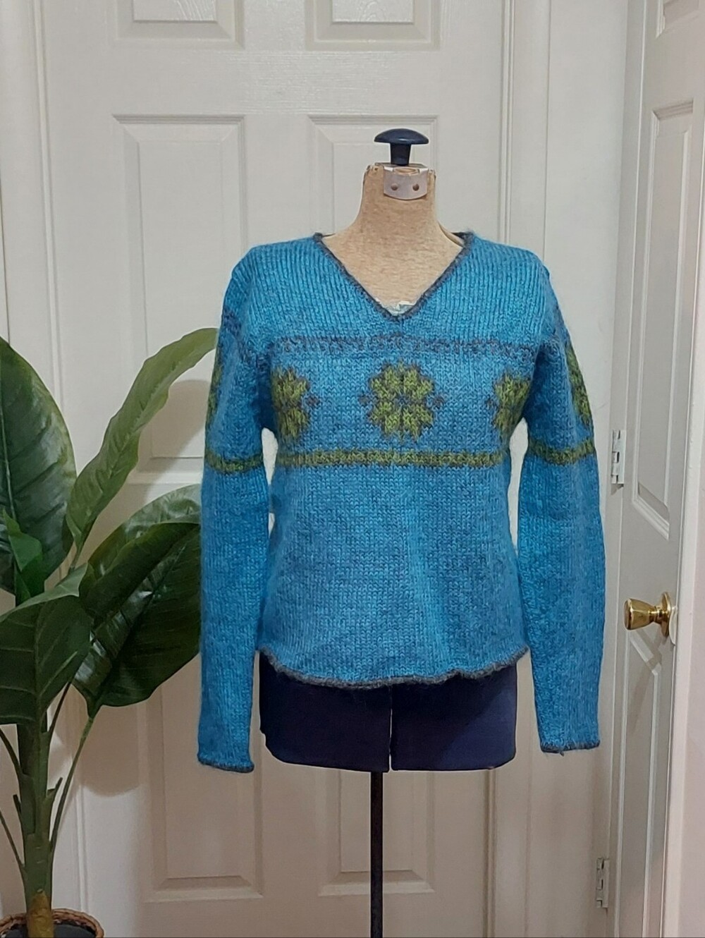 Teal Blue V-Neck Sweater with Olive Floral Band Size M/L
